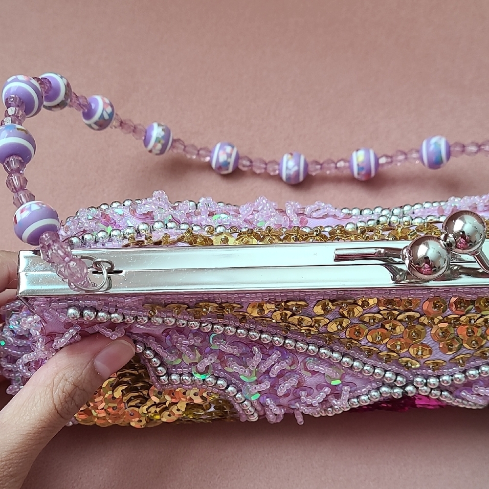 Pink and Gold Heart Beaded Clutch - Picture 8 of 12